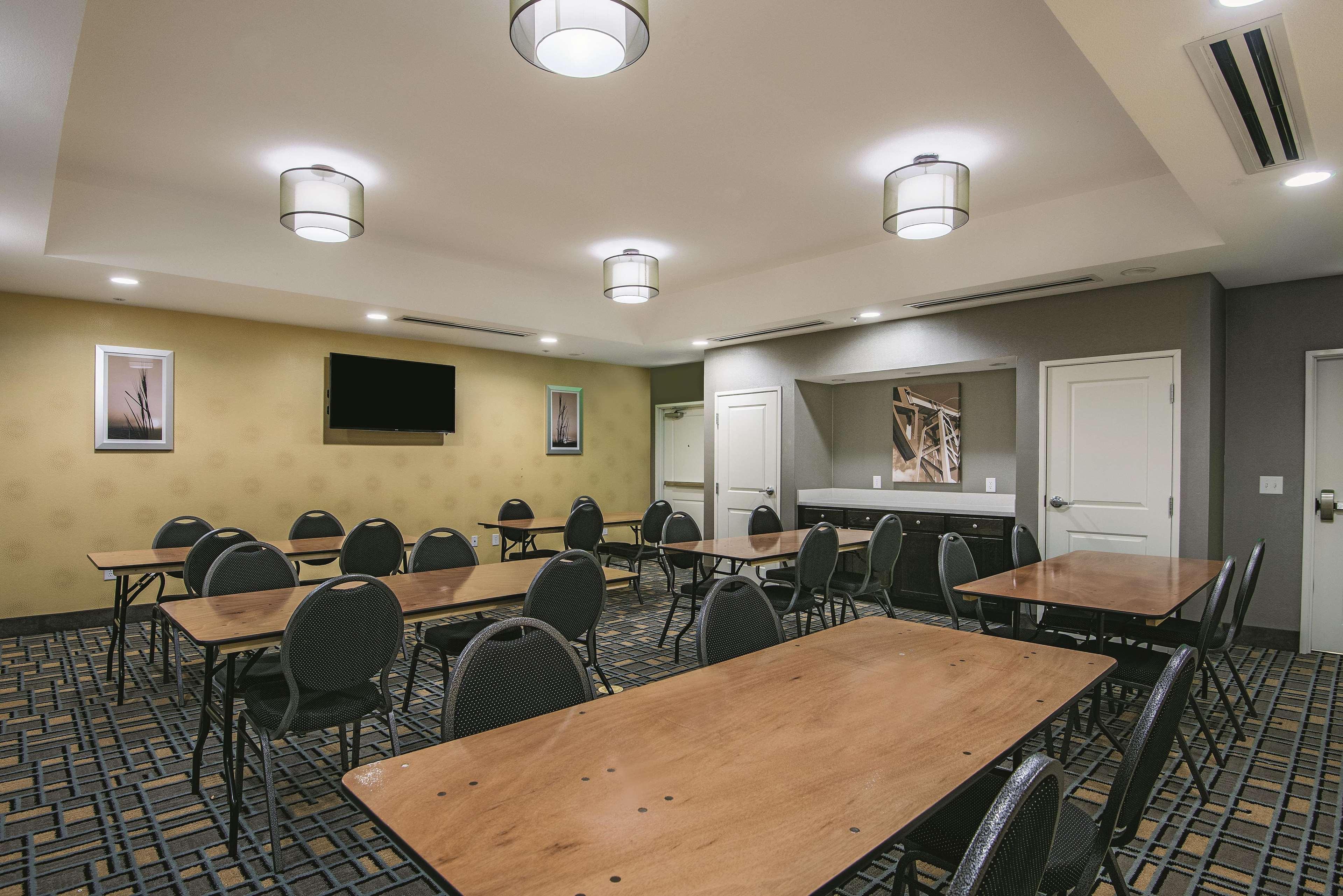 La Quinta By Wyndham Karnes City - Kenedy Екстер'єр фото